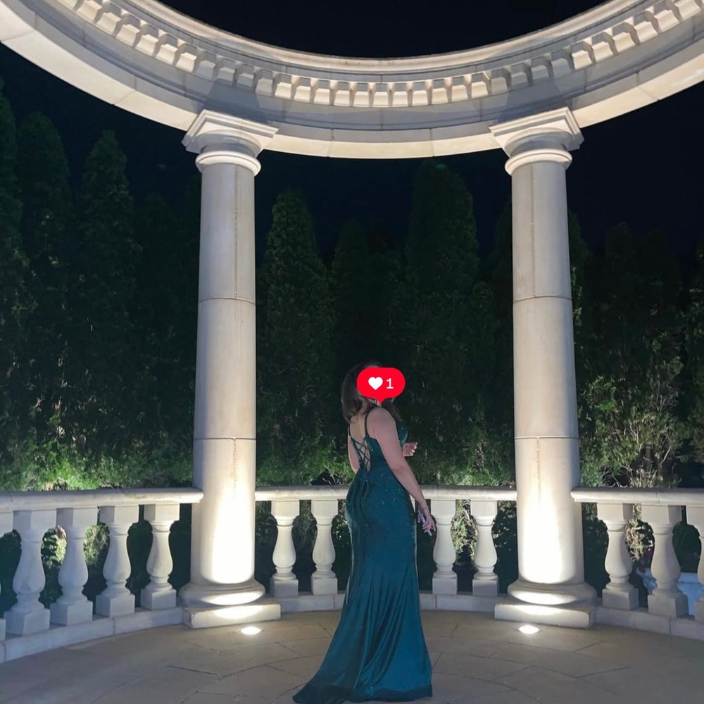 Mon Cheri Elegant Emerald Gown